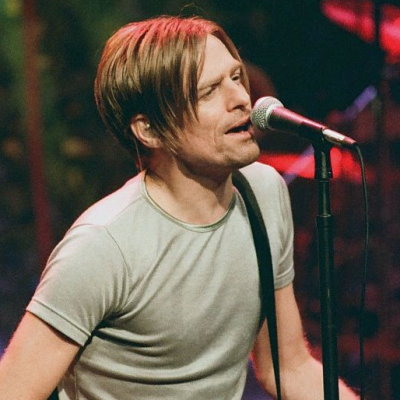 Bryan Adams