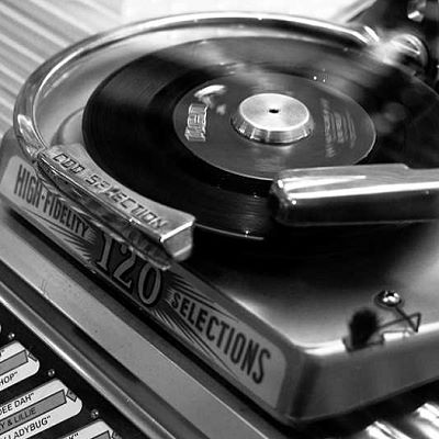 First 45 RPM Jukeboxes