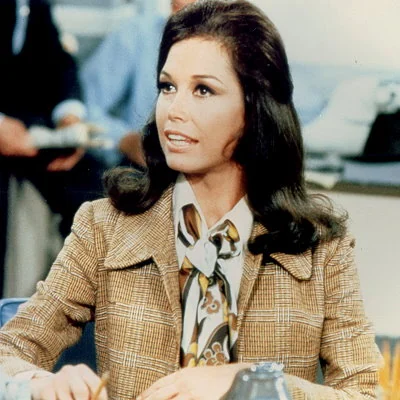 CBS premieres a television sitcom whose main character (Mary Richards) is a working single woman. Richards is played by the show's namesake, actress Mary Tyler Moore. The popular show, with an ensemble cast based in a television newsroom, runs through 1977.