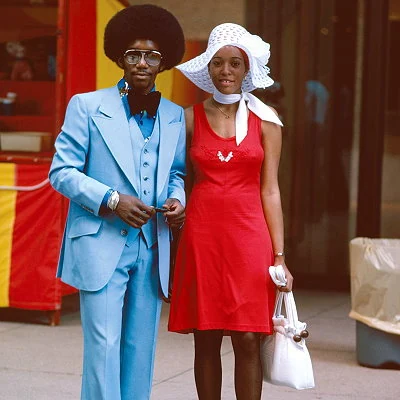 Well dressed couple on Chicago's Michigan Avenue.