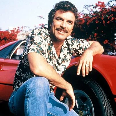 The TV series Magnum, p.i. debuts in 1980 featuring Tom Selleck as a private investigator Thomas Magnum based in Oahu, Hawaii.