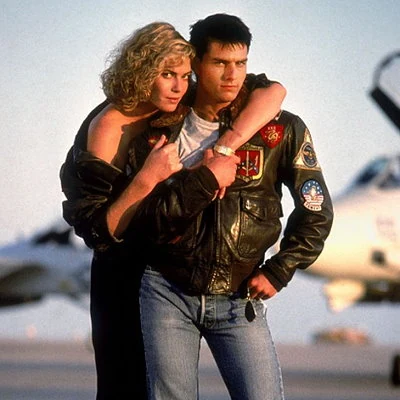 The film Top Gun, an action drama starring Tom Cruise and Kelly Mc Gillis, is the number one US box office hit in 1986.