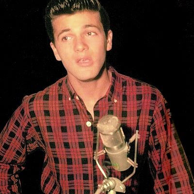 Tommy Sands