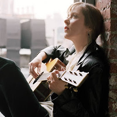 Suzanne Vega